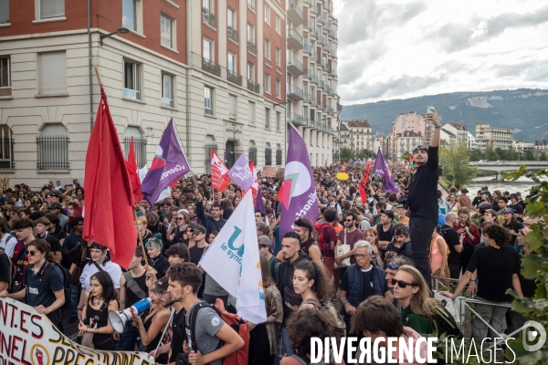 Bloquons Tout , manifestation du 10 septembre à Grenoble