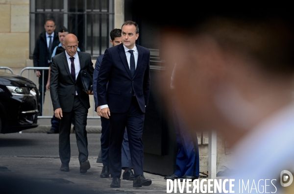 Passation de pouvoirs entre françois bayrou et sébastien lecornu