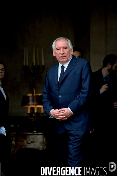 Passation de pouvoirs entre françois bayrou et sébastien lecornu