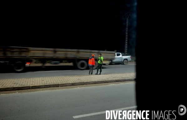 Controle de nuit de la gendarmerie ALGÉRIENNE