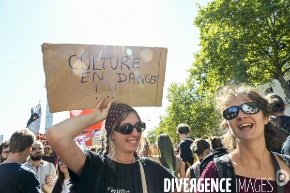 Mobilisation contre le gouvernement Lecornu, à l appel des syndicats le 18 septembre à Paris.
