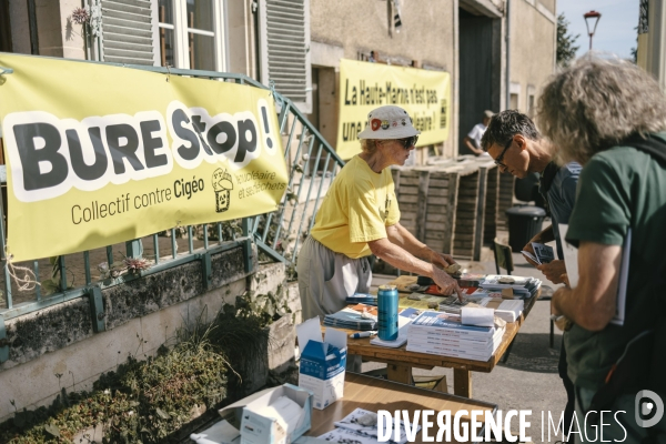 Manifestation du futur a Bure contre le projet d’enfouissement de dechets nucleaires Cigeo