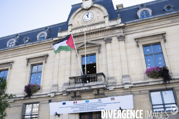Le drapeau palestinien hissé sur la mairie de Saint-Ouen