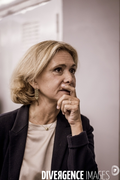 Michel Barnier en campagne, législative partielle