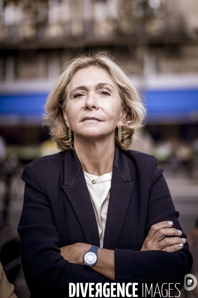 Michel Barnier en campagne, législative partielle