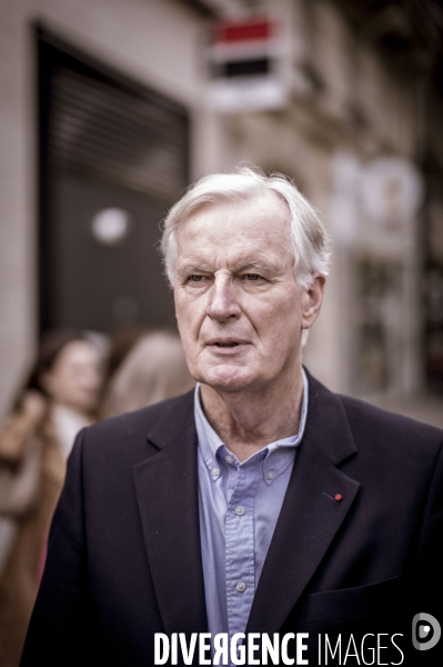 Michel Barnier en campagne, législative partielle