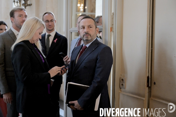 Nomination du Bureau de l Assemblée nationale / Election des 6 vice présidents et des 3 questeurs