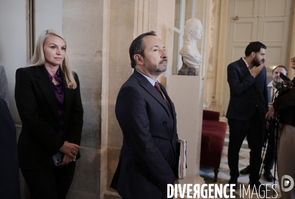 Nomination du Bureau de l Assemblée nationale / Election des 6 vice présidents et des 3 questeurs