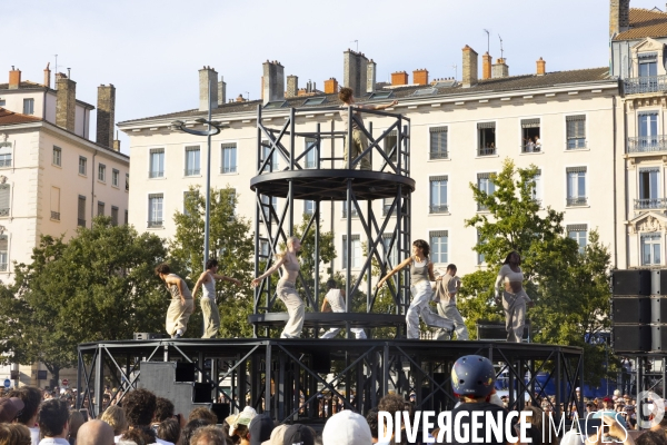 360 de Mehdi Kerkouche