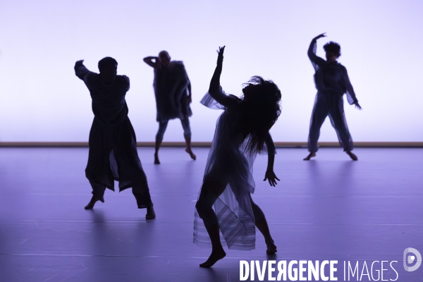 BOCA ABISSAL - Rafaela Sahyoun - Ballet de la ville de Sao Paulo