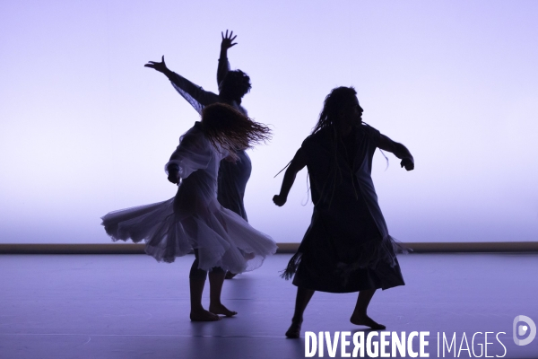 BOCA ABISSAL - Rafaela Sahyoun - Ballet de la ville de Sao Paulo