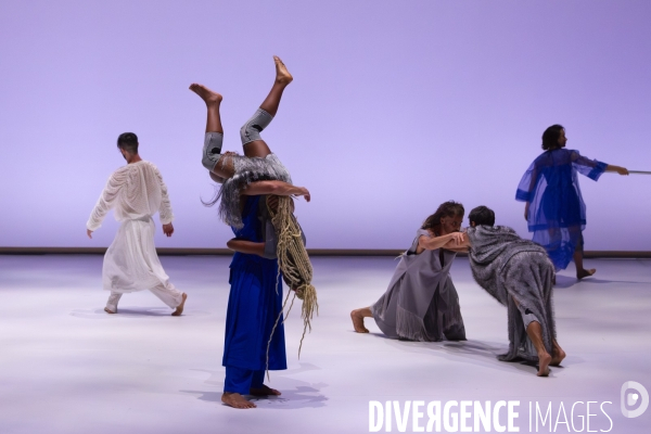 BOCA ABISSAL - Rafaela Sahyoun - Ballet de la ville de Sao Paulo