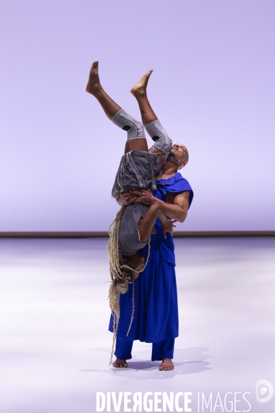 BOCA ABISSAL - Rafaela Sahyoun - Ballet de la ville de Sao Paulo