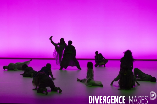 BOCA ABISSAL - Rafaela Sahyoun - Ballet de la ville de Sao Paulo