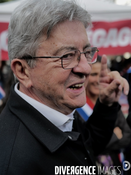 Jean Luc Melechon à la manifestation de l intersyndicale