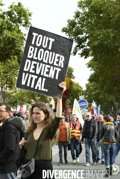 Manifestation Intersyndicale du 2 Octobre 2025 à Paris