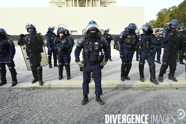 Manifestation Intersyndicale du 2 Octobre 2025 à Paris