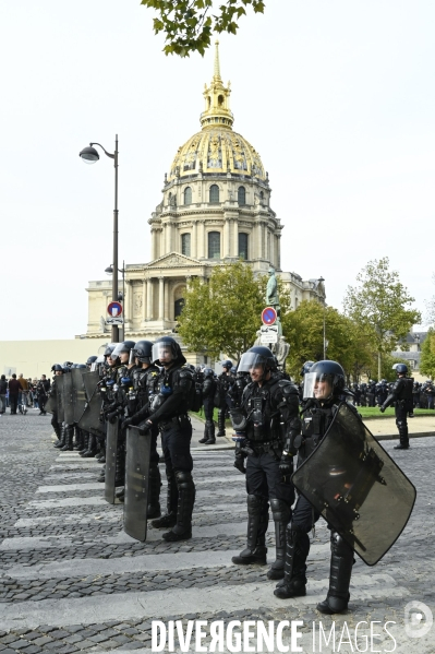 Manifestation Intersyndicale du 2 Octobre 2025 à Paris