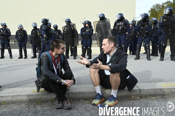 Manifestation Intersyndicale du 2 Octobre 2025 à Paris