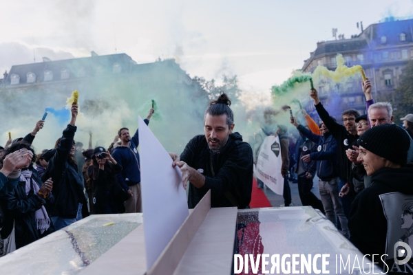 CAction surprise Collectif Le Revers .