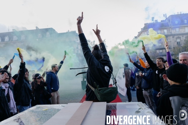 CAction surprise Collectif Le Revers .