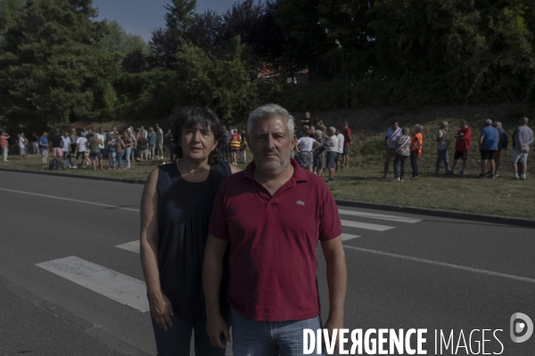 Rassemblement des anciens salariés de la papeterie Lecas à Nersac en Charente