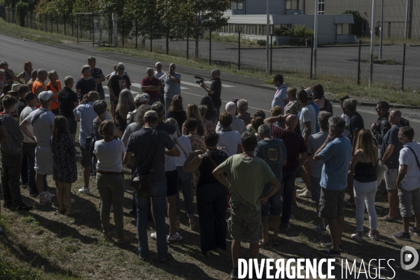 Rassemblement des anciens salariés de la papeterie Lecas à Nersac en Charente