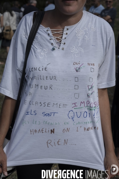 Rassemblement des anciens salariés de la papeterie Lecas à Nersac en Charente