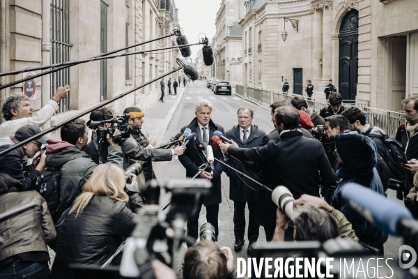 Consultations politiques à Matignon