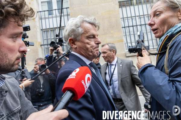 Les partis de gauche reçus à Matignon