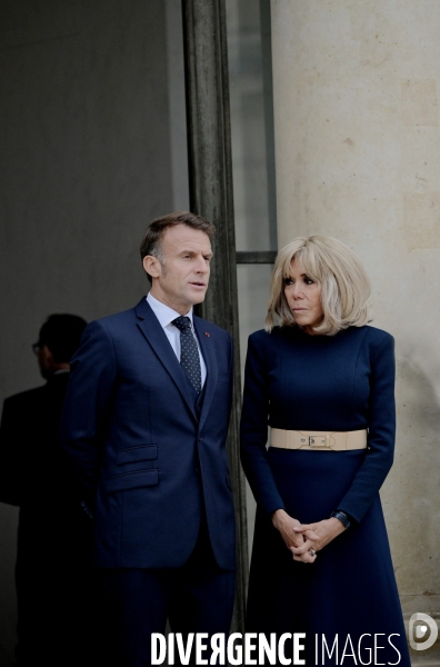 Emmanuel et Brigitte Macron à l elysée  