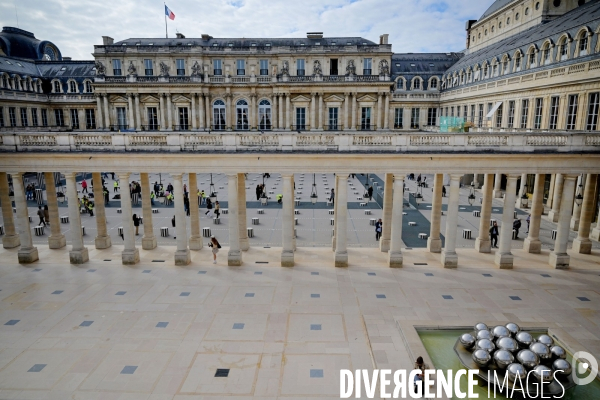 Le palais Royal et les Colonnes de Buren