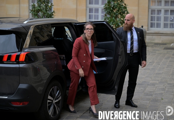Sébastien LECORNU Premier ministre /  Premiere réunion de travail avec les membres du Gouvernement
