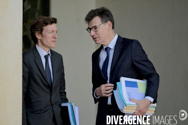 Premier conseil des ministres du gouvernement Lecornu