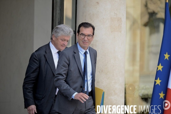 Premier conseil des ministres du gouvernement Lecornu