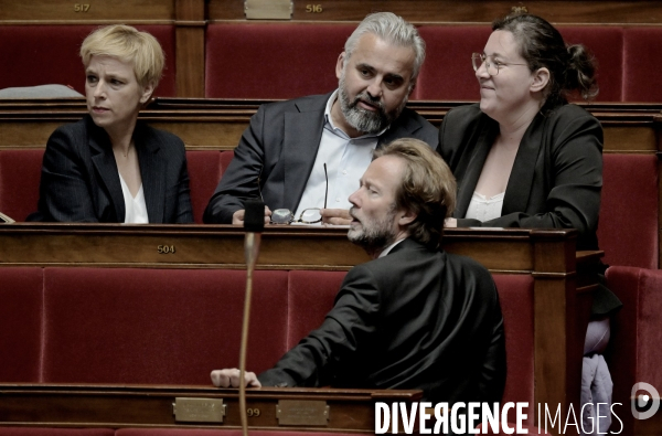 Sébastien Lecornu échappe à la censure, le gouvernement se maintient 