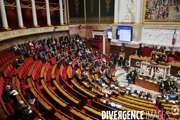 Sébastien Lecornu échappe à la censure, le gouvernement se maintient 