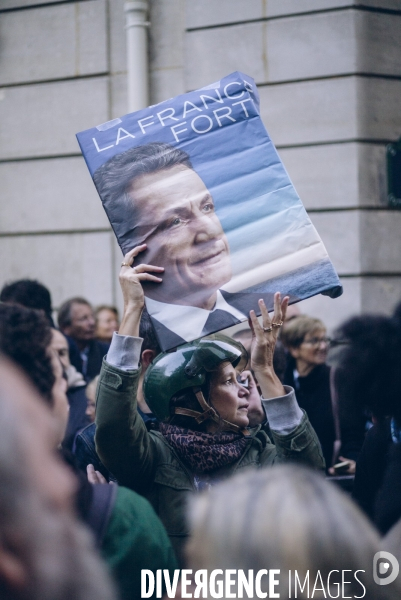 Départ de Nicolas Sarkozy vers la prison