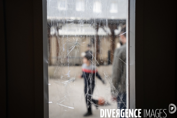 Illustrations Vivre en foyer