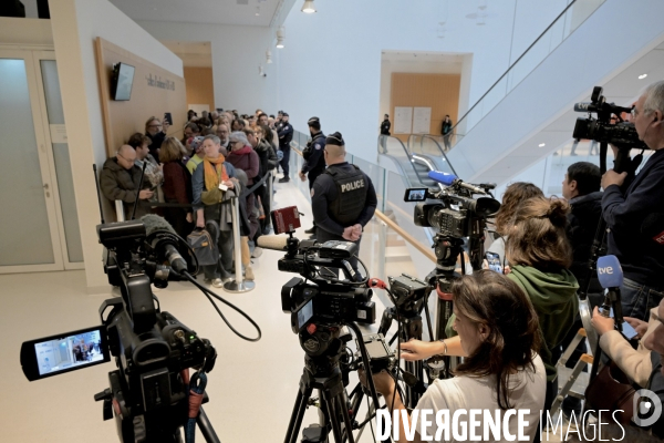 Cyberharcèlement contre Brigitte Macron : dix personnes jugées à Paris