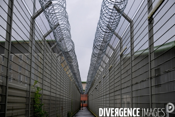 Le Centre pénitentiaire de Beauvais / Nouveau régime carcéral d’isolement