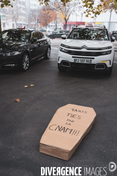 Greve des taxis a Dijon contre la convention tarifaire de la CNAM