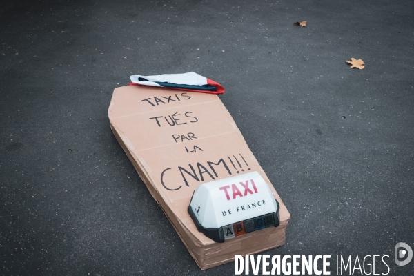 Greve des taxis a Dijon contre la convention tarifaire de la CNAM