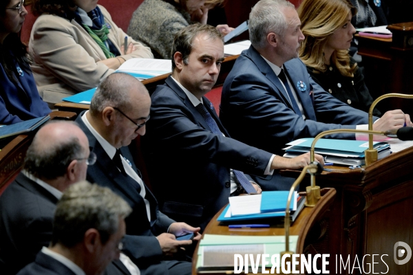 Assemblee Nationale / Questions au gouvernement