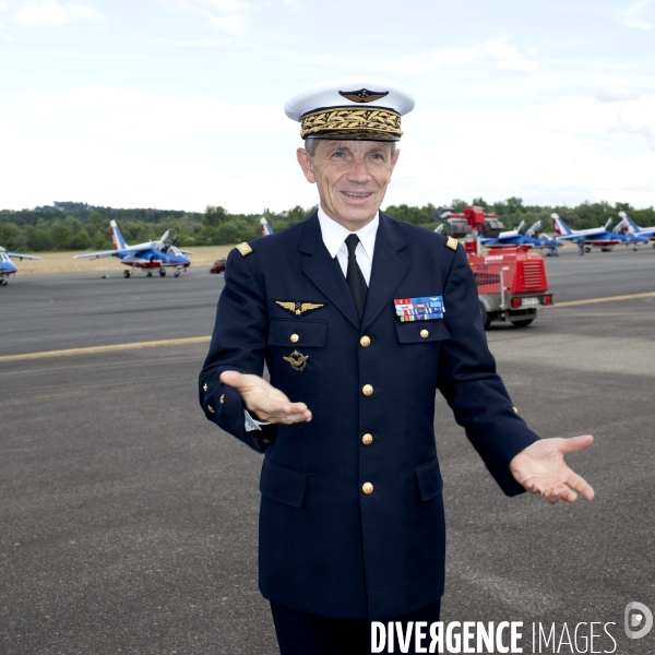 General jean-paul palomeros, chef d etat major de l armee de l air . ( chief of staff, french air force)