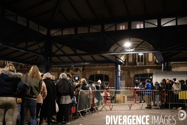 Distribution de repas solidaire