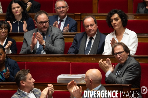 Assemblée nationale. Suspension de la réforme des retraites et questions au gouvernement.