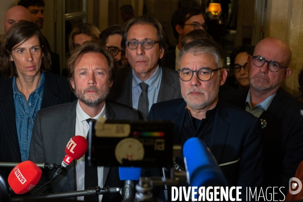 Assemblée nationale. Suspension de la réforme des retraites et questions au gouvernement.