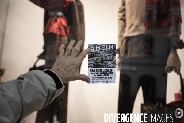 Manifestation anti Shein Dijon