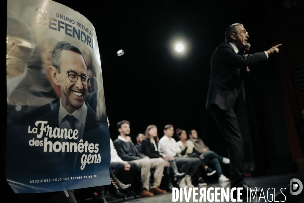 Meeting de rentrée de Gabriel Attal